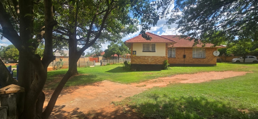 3 Bedroom Property for Sale in Stilfontein Ext 1 North West